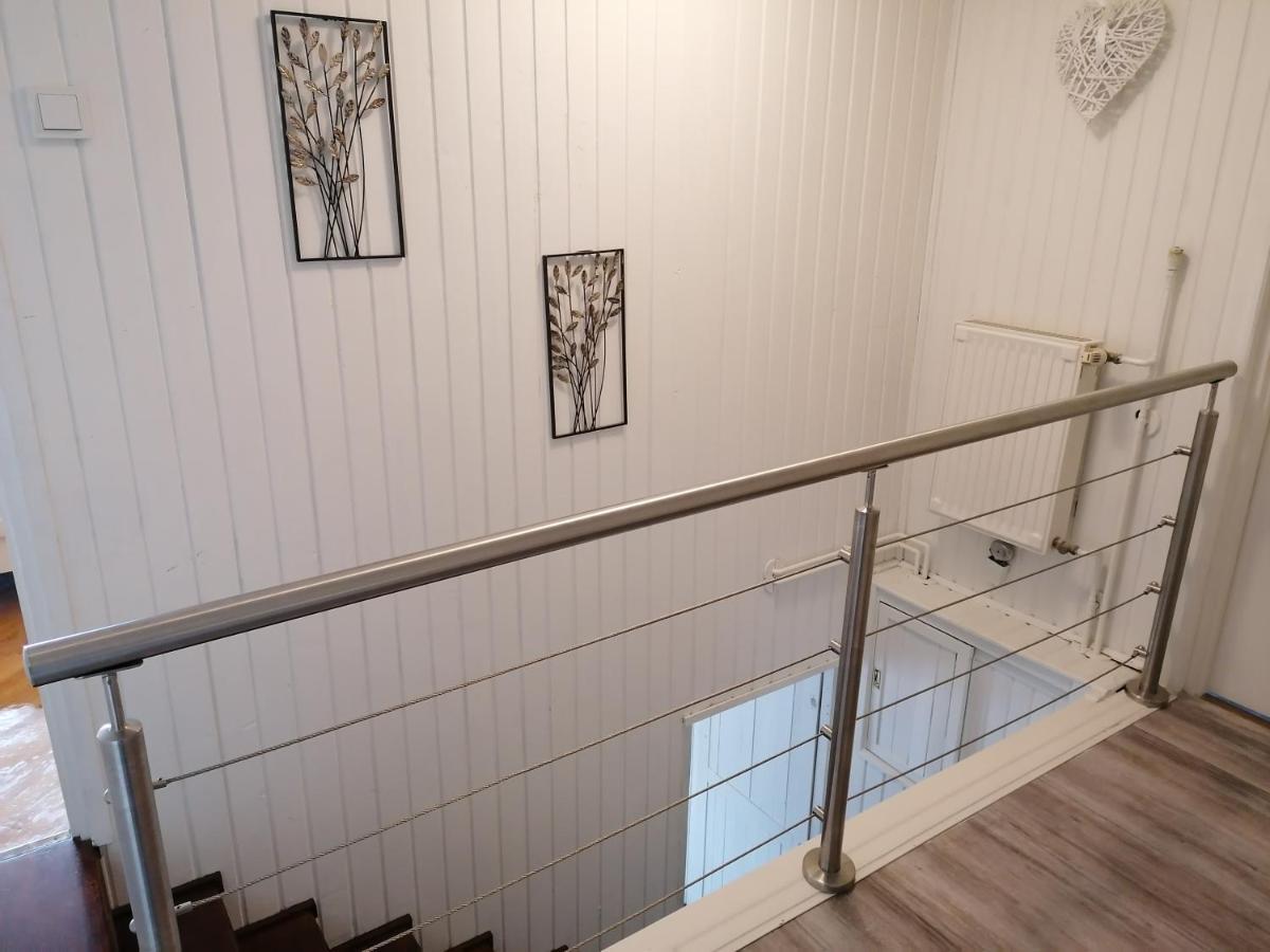 Balatonfuered Apartmanhaz Buitenkant foto