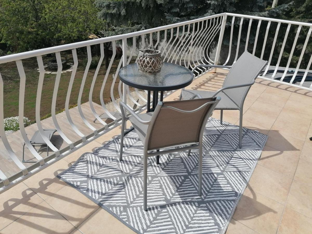 Balatonfuered Apartmanhaz Buitenkant foto