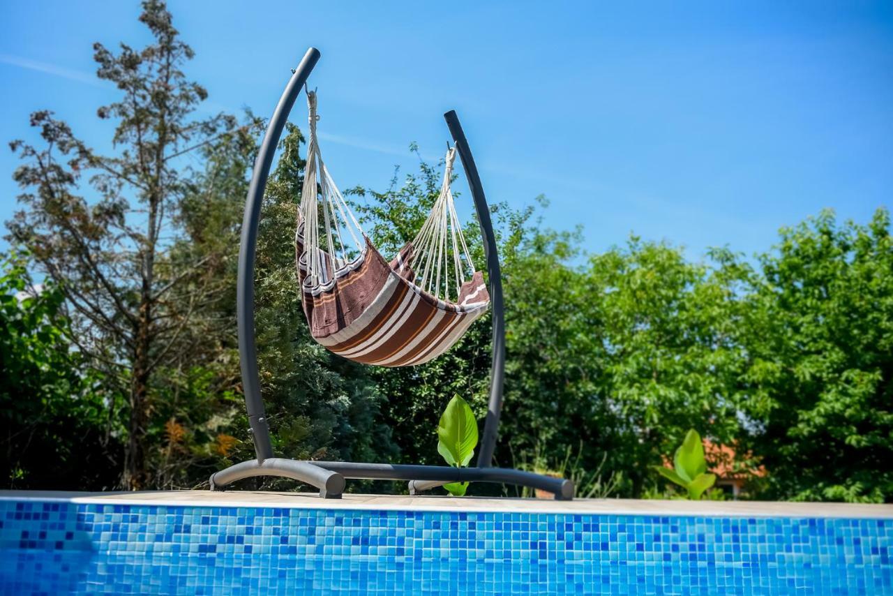 Balatonfuered Apartmanhaz Buitenkant foto