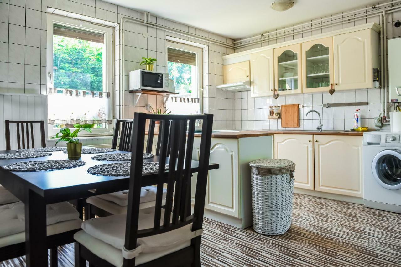 Balatonfuered Apartmanhaz Buitenkant foto
